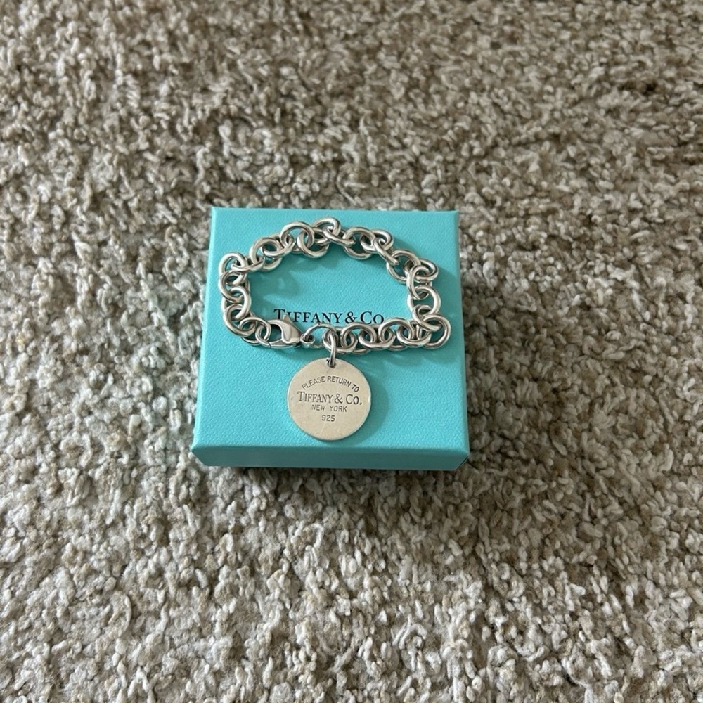 Return To Tiffany & Co Charm Bracelet - Picture 2 of 5